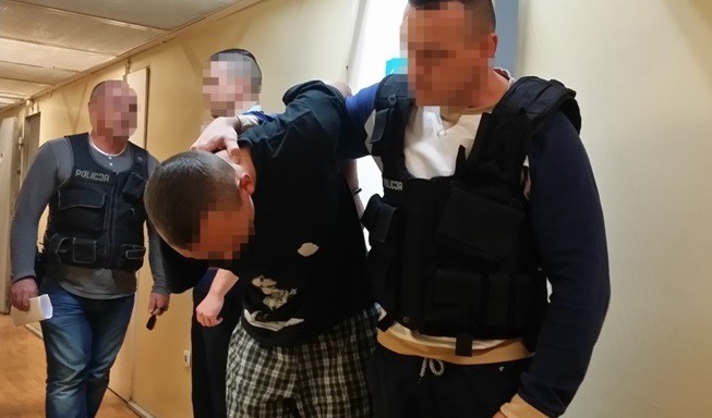 Elbląg, Sąd aresztował 17-latka podejrzanego o ciężkie pobicie mężczyzny