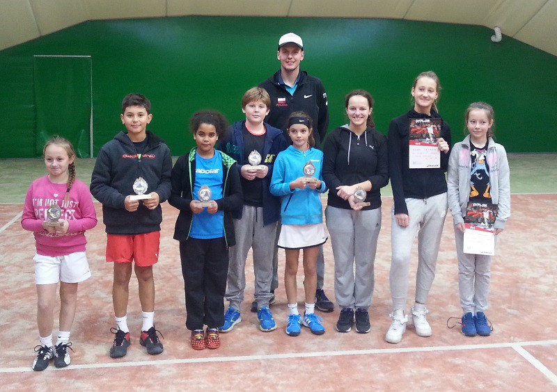 Elbląg, Młodzi zagrali w debla (tenis) Elbląg, Młodzi zagrali w debla (tenis)