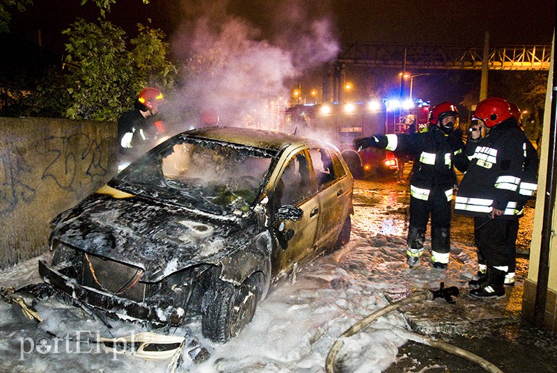 Elbląg, Na Grunwaldzkiej spłonął mercedes