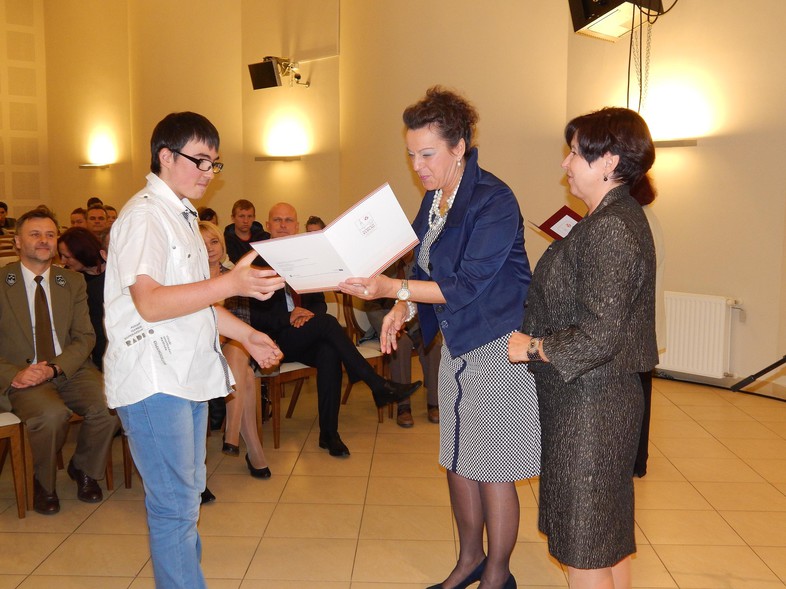 Elbląg, Stypendia 2015/2016 wręczone Elbląg, Stypendia 2015/2016 wręczone