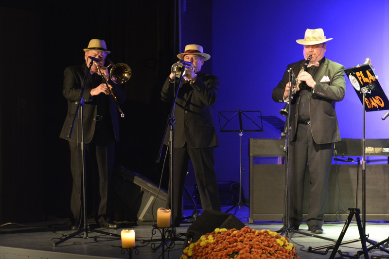 Elbląg, Wspominali tych, którzy odeszli