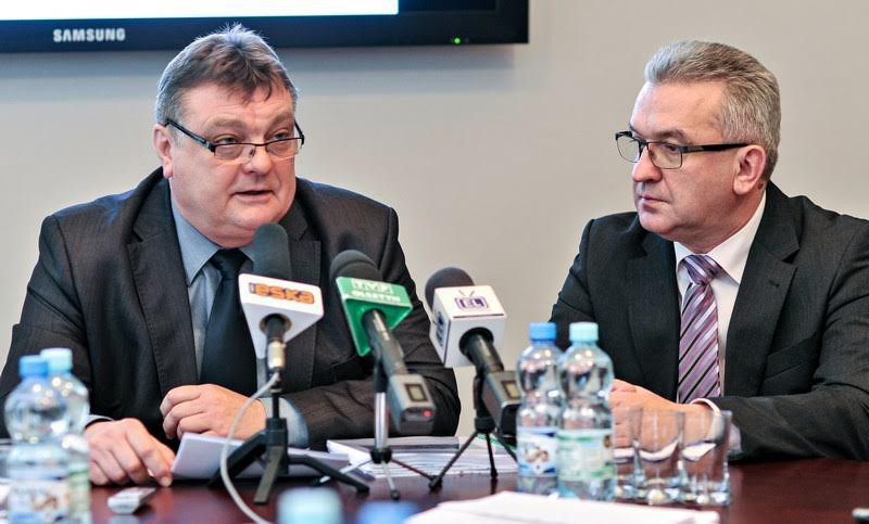 Elbląg, 5 grudnia minie rok prezydentury Witolda Wróblewskiego. Na zdjęciu z wiceprezydentem Januszem Nowakiem Elbląg, 5 grudnia minie rok prezydentury Witolda Wróblewskiego. Na zdjęciu z wiceprezydentem Januszem Nowakiem