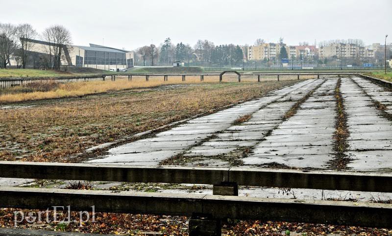 Elbląg, Basen przy ul. Spacerowej został zamknięty trzy lata temu