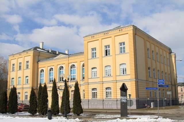 Elbląg, Organizatorzy akcji zapraszają na finał do Zespołu Szkół Ogólnokształcących nr 1 na ul. Pocztowej 2, Elbląg, Organizatorzy akcji zapraszają na finał do Zespołu Szkół Ogólnokształcących nr 1 na ul. Pocztowej 2,