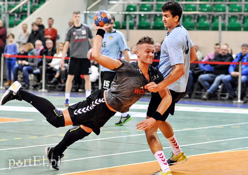 Elbląg, Szóste z rzędu zwycięstwo Wójcika (piłka ręczna)