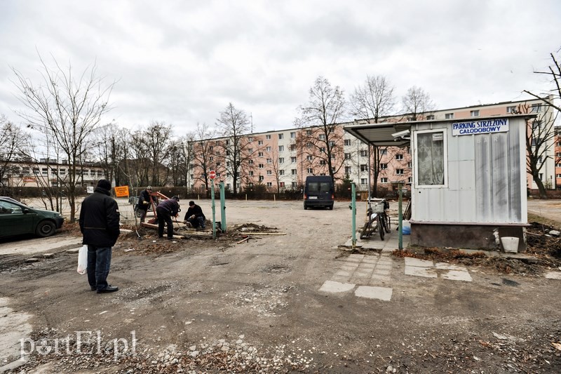 Elbląg, Parkingu strzeżonego już tu nie ma