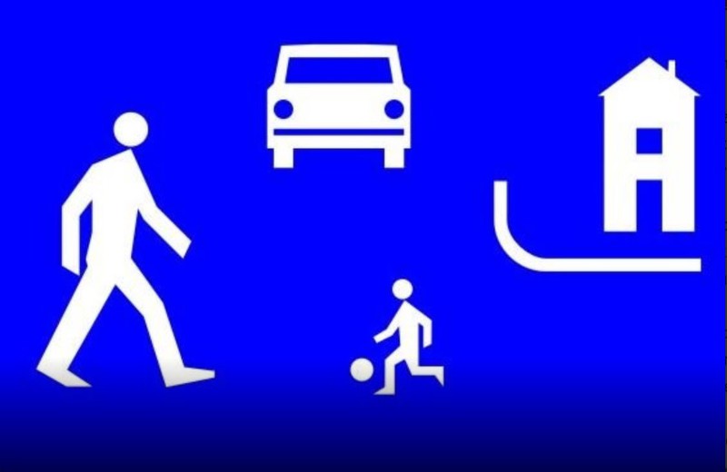 Elbląg, Parkowanie na osiedlach a przepisy Elbląg, Parkowanie na osiedlach a przepisy