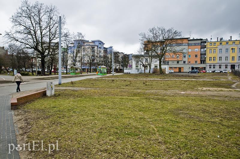 Elbląg, Teren przy Placu Grunwaldzkim próbowano sprzedać kilka razy Elbląg, Teren przy Placu Grunwaldzkim próbowano sprzedać kilka razy