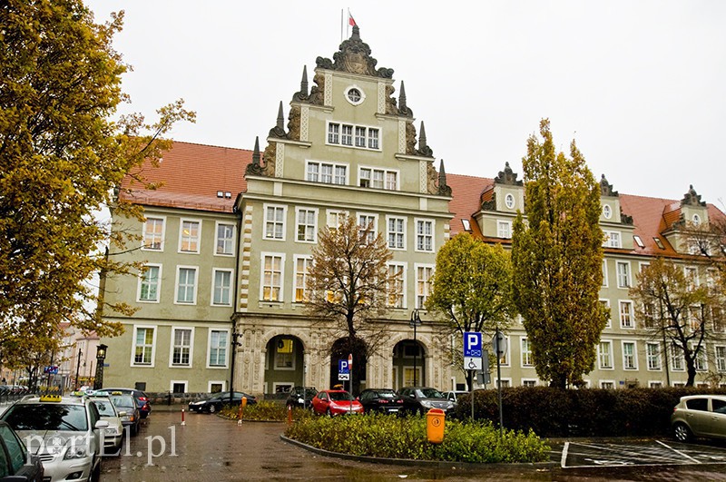 Elbląg, Chcieli się pośmiać, trafili do szpitala