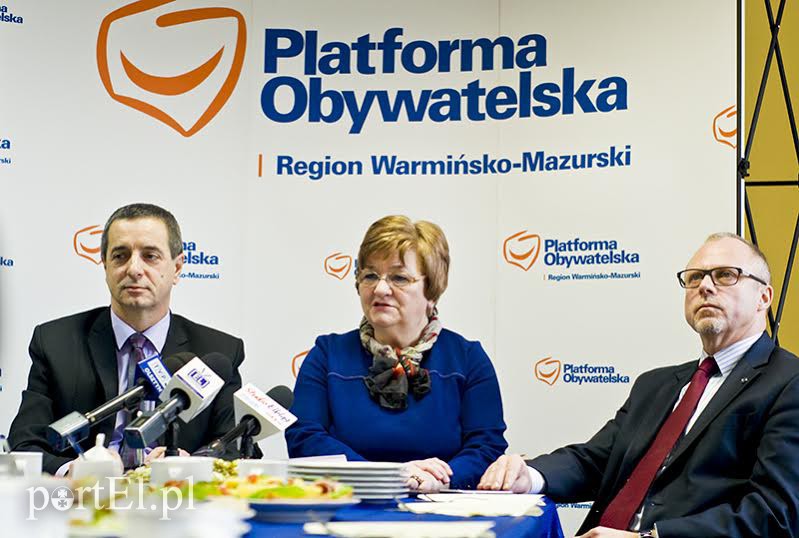 Elbląg, Od lewej: Jerzy Wcisła, Elżbieta Gelert, Jacek Protas