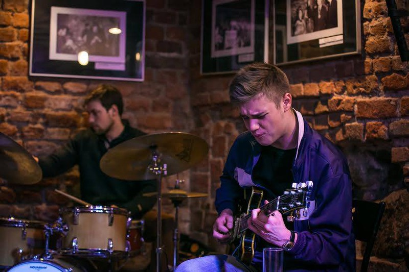 Elbląg, Michał Zienkowski i Tomasz Koper w Krypcie