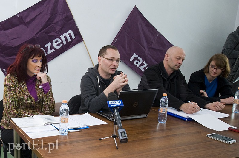 Elbląg, Organizatorem debaty był elbląski okręg partii Razem. Na zdjęciu zaproszeni goście (od lewej): Małgorzata Matuszewska- Boruc, Maciej Sandecki, Tomasz Mokwa, Weronika Samolińska