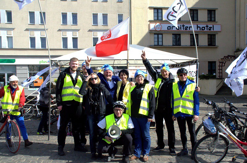 Elbląg, KOD znów zbiera podpisy Elbląg, KOD znów zbiera podpisy