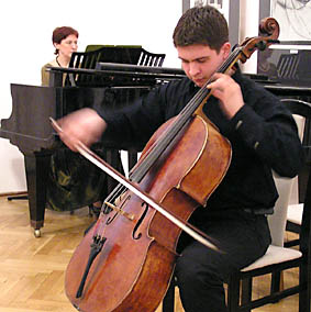 Elbląg, Radosław Skonieczny, jeden z solistów występujących w Muzeum