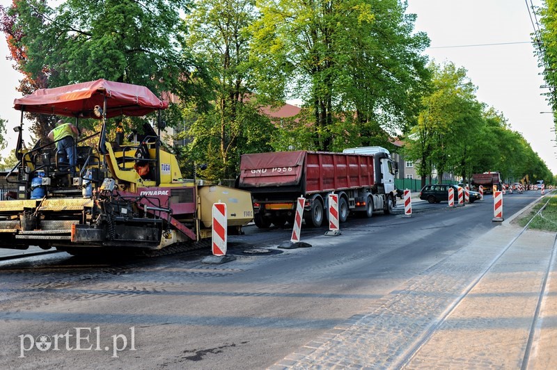 Elbląg, Asfalt tak, ale nie do końca