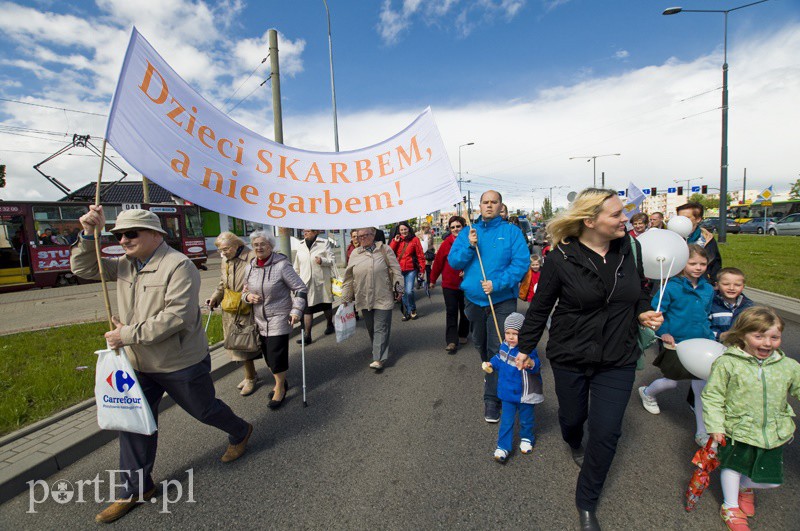 Elbląg, Takie marsze odbyły się dzisiaj w 140 miastach w Polsce