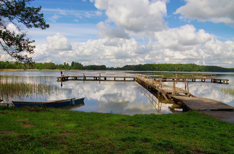 Elbląg, Ośrodek znajduje się w Liksajnach nad jeziorem Ruda Woda