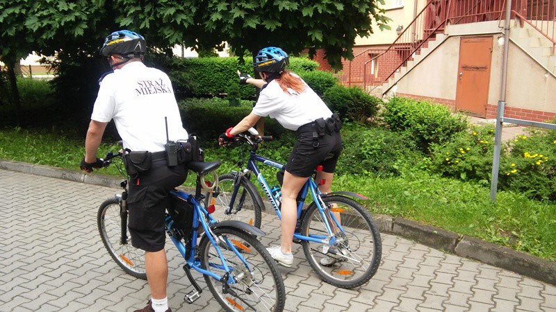 Elbląg, Strażnicy miejscy na rowerach pilnują porządku