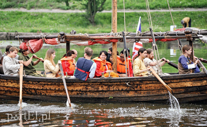 Elbląg, Malezyjczycy wypłynęli przed godz. 9
