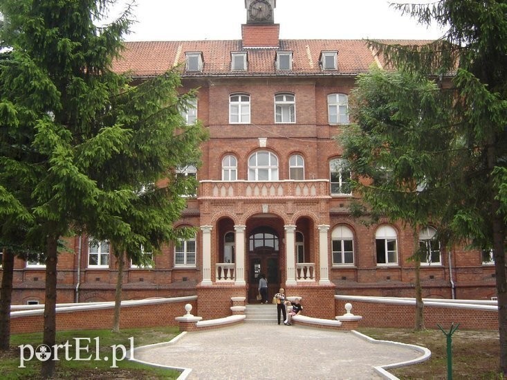 Elbląg, Nadzwyczajna sesja w sprawie szpitala Elbląg, Nadzwyczajna sesja w sprawie szpitala