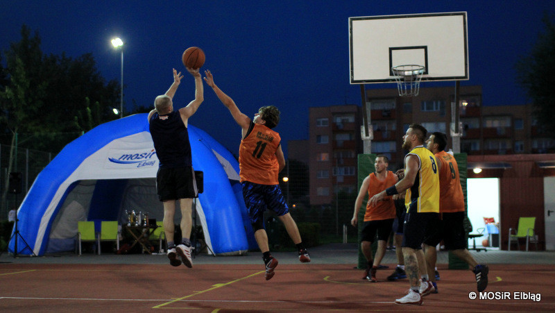 Elbląg, Czarna Kobra najlepsza w Nocnym Trio Basket