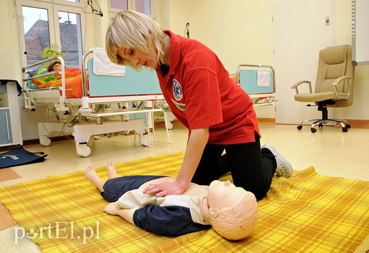 Elbląska Szkoła Medyczna co roku wypuszcza szereg absolwentów świetnie przygotowanych do zawodu