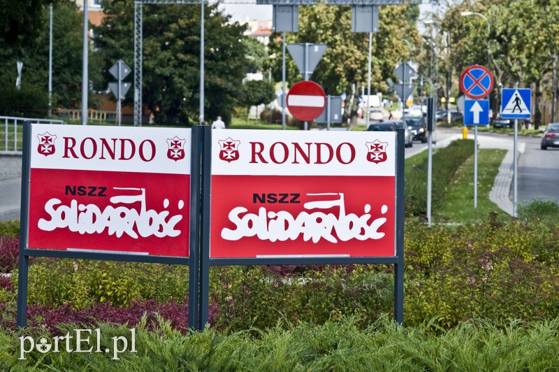 Elbląg, Te tablice trzeba poprawić - zapowiada szef elbląskiej Solidarności Elbląg, Te tablice trzeba poprawić - zapowiada szef elbląskiej Solidarności