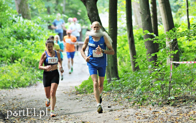 Elbląg, Półmaraton Bażant przyciągnął zawodników w różnym wieku