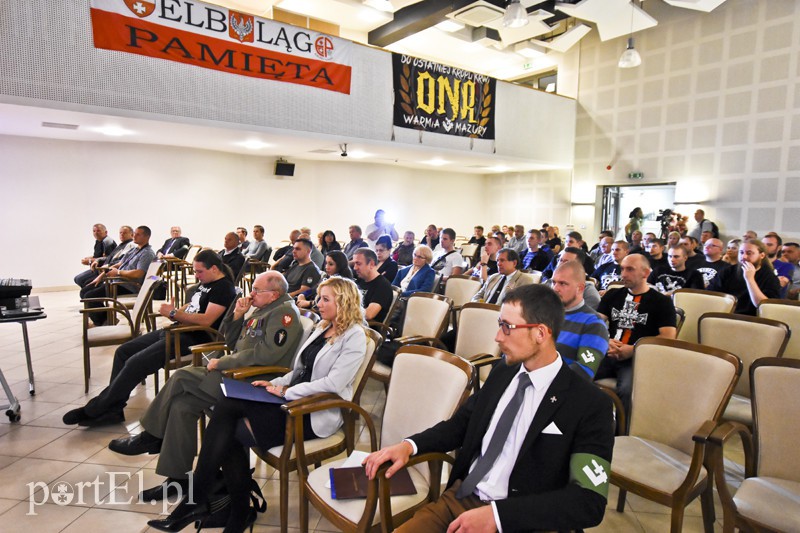 Elbląg, W spotkaniu w Ratuszu Staromiejskim uczestniczyli m.in. działacze i sympatycy ONR i Stowarzyszenia Elbląscy Patrioci Elbląg, W spotkaniu w Ratuszu Staromiejskim uczestniczyli m.in. działacze i sympatycy ONR i Stowarzyszenia Elbląscy Patrioci