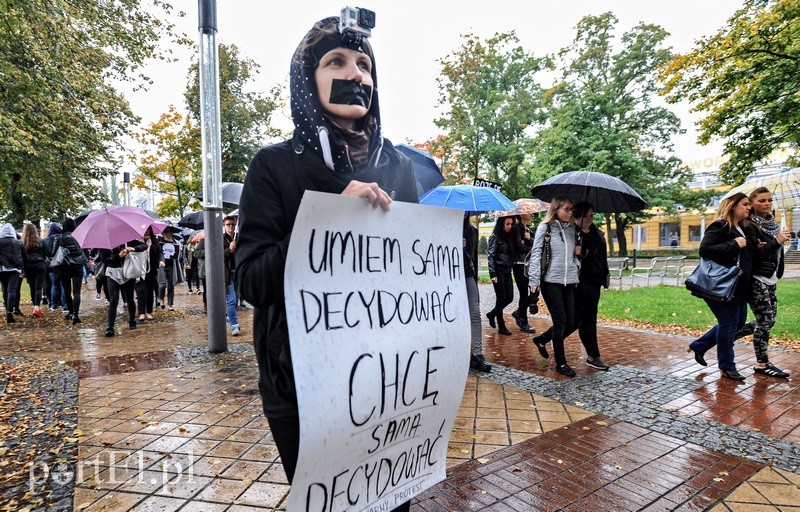 Elbląg, Czarny protest oczami elblążan