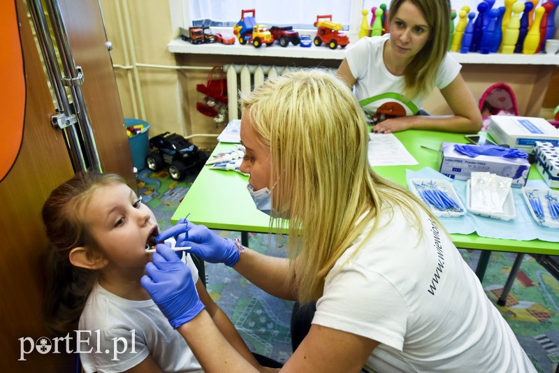 Elbląg, Dziś dentyści odwiedzili SP nr 12 w Elblągu