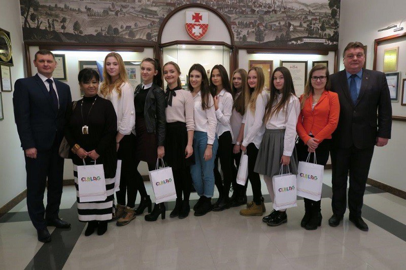 Elbląg, Szalone i Karolina Nowotczyńska u prezydenta Elbląg, Szalone i Karolina Nowotczyńska u prezydenta