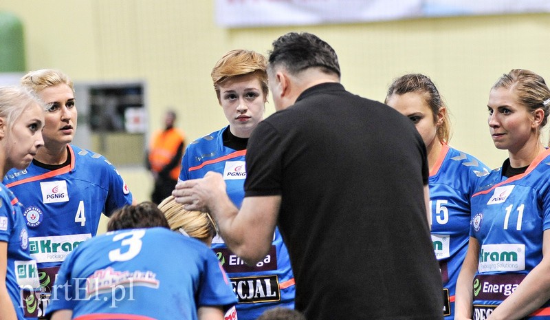 Elbląg, Zakończyć pierwszą rundę zwycięstwem (piłka ręczna)