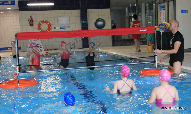 Elbląg, Zajęcia w wodzie dla starszych i młodych
