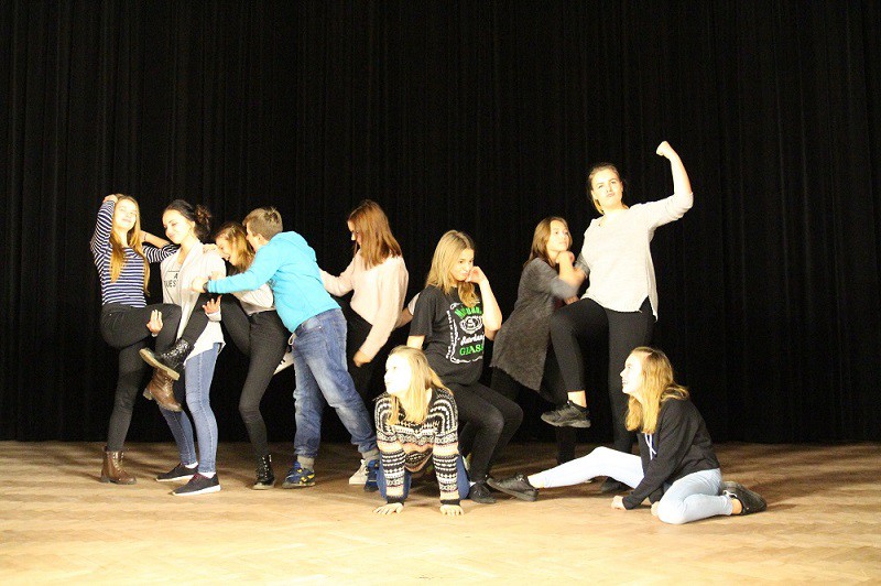 Elbląg, Po drugiej stronie podwórka