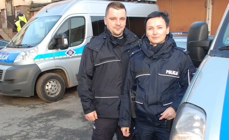 Elbląg, Sierż. Renata Grzęda i st. post. Marcin Micyk będą pełnić służbę podczas nadchodzących świąt
