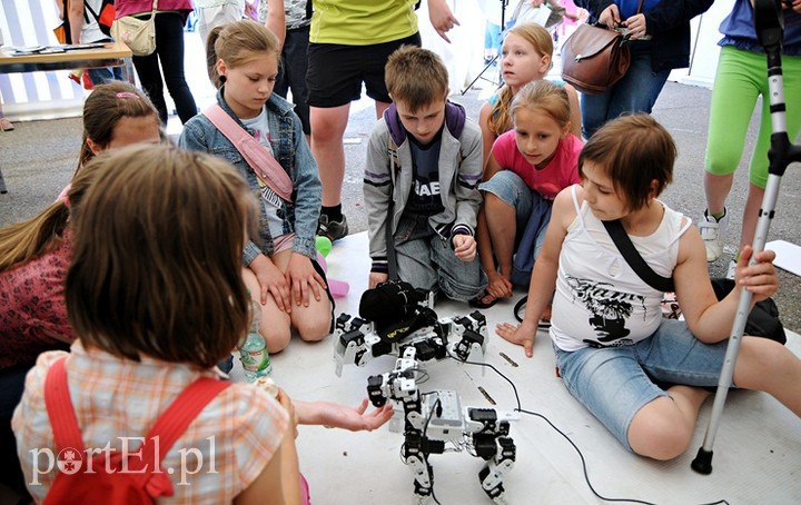 Elbląg, Nowe technologie to przyszłość, która czeka obecnych uczniów. Na zdj. X Bałtycki Festiwal Nauki Elbląg, Nowe technologie to przyszłość, która czeka obecnych uczniów. Na zdj. X Bałtycki Festiwal Nauki
