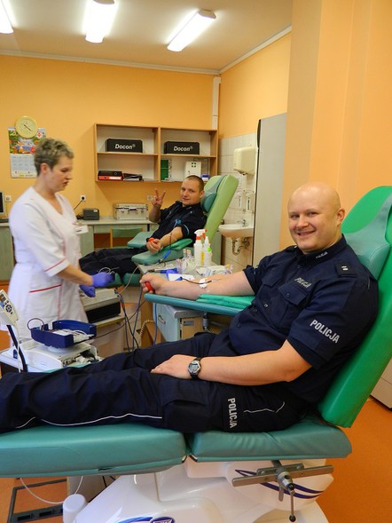 Elbląg, Policjanci oddali krew