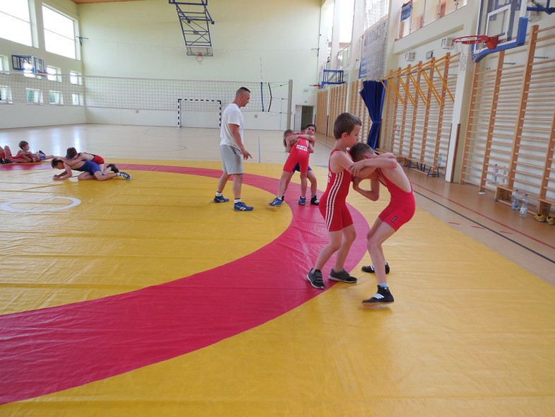 Elbląg, Zapasy sportem wszystkich dzieci