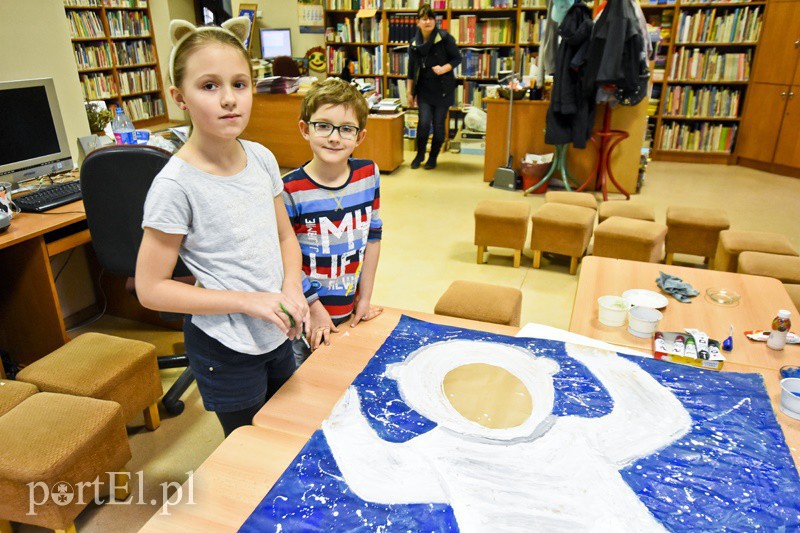 Elbląg, Zajęcia w Bibliotece Elbląskiej przy ul. św. Ducha odbywają się codziennie o godz. 12