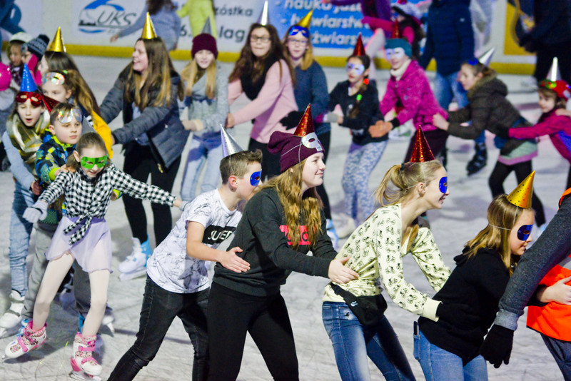 Elbląg, Gorąca zabawa na elbląskim lodowisku