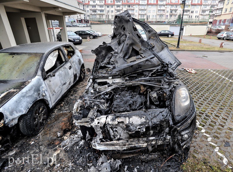 Elbląg, Porsche spłonęło doszczętnie