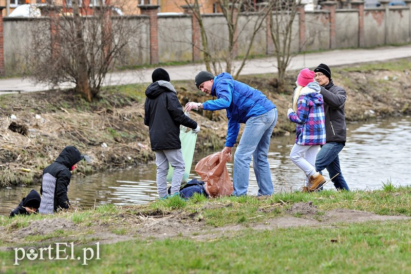 Elbląg, Sprzątali dorośli, a wraz z nimi dzieci