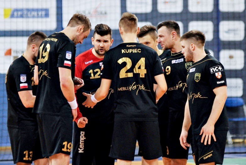 Elbląg, Ruchy kadrowe u Wójcika Elbląg, Ruchy kadrowe u Wójcika