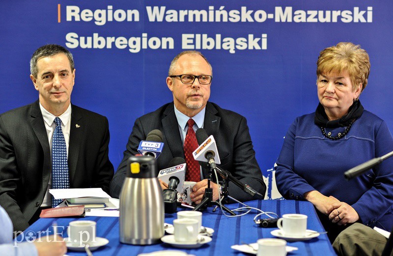 Elbląg, W konferencji prasowej wzięli udział: Jerzy Wcisła, Jacek Protas i Elżbieta Gelert