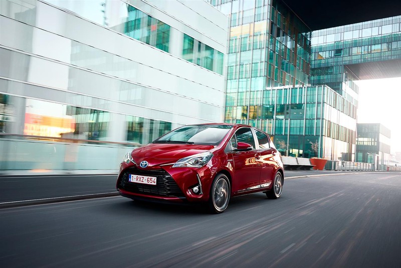 Nowa generacja Toyoty Yaris już w salonach