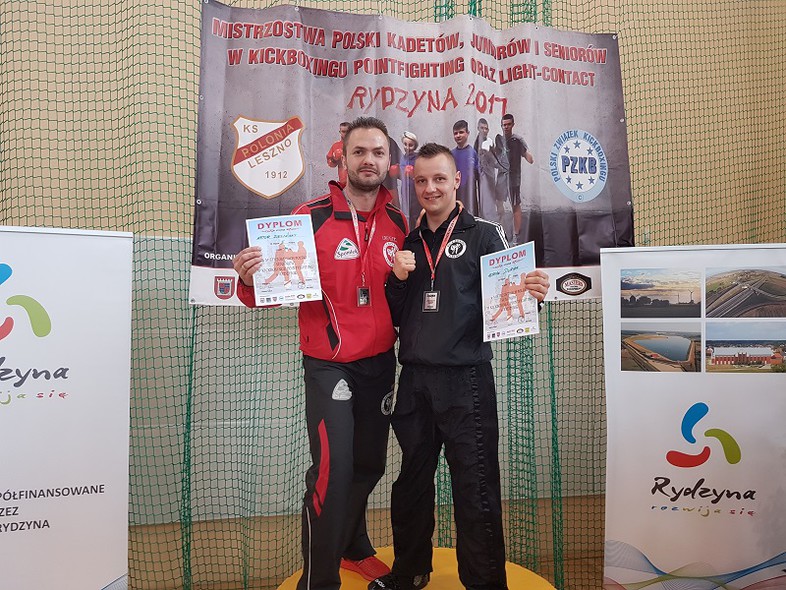 Elbląg, Srebrne medale elbląskich fighterów