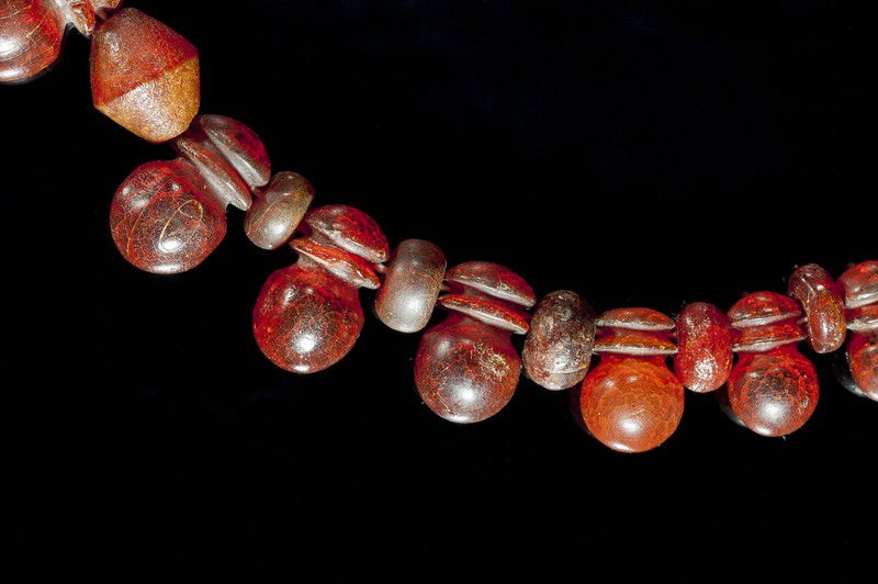 Elbląg, Bursztynowe kolie  (Historia jednego przedmiotu cz. 75)