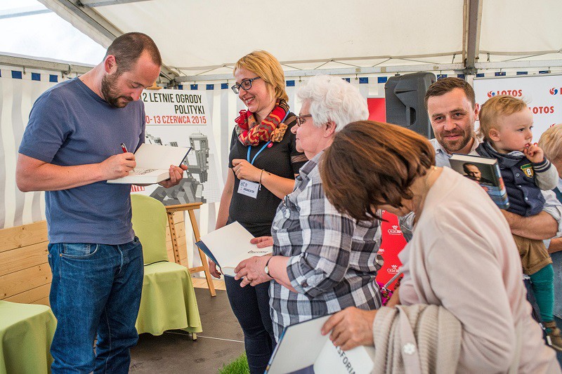 Elbląg, Marcin Kołodziejczyk podpisuje swoje książki, Elbląg, Marcin Kołodziejczyk podpisuje swoje książki,