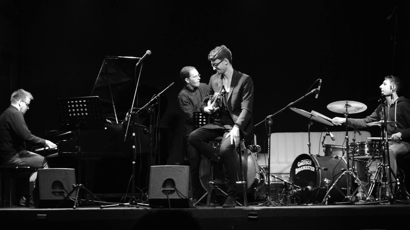 Elbląg, Follow Dices